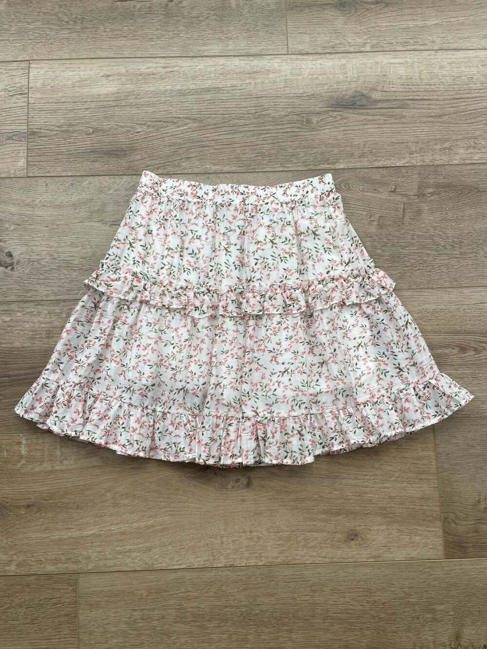 Hayden Los Angeles Floral Tiered Ruffle Mini Skirt Smocked Waist M - Picture 2 of 7